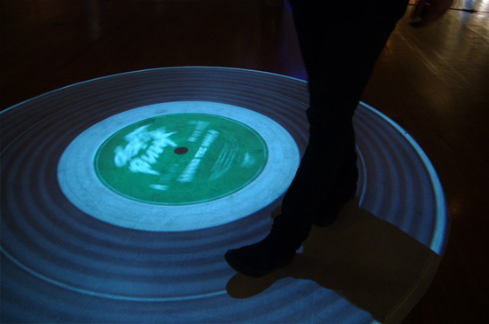 vinylworkout 02 D7gAZ 17621 pic on Design You Trust vinylworkout 02 D7gAZ 17621 Vinyl Workout