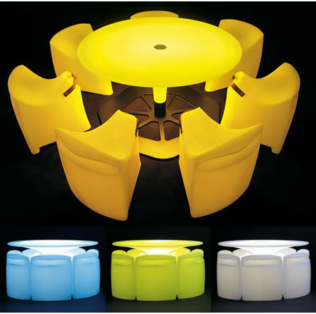 yeehaa family bronco chair 1 pic on Design You Trust yeehaa family bronco chair 1 YeeHaa! One Big Family Furniture Set By Dirk Wynants