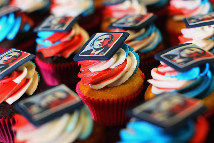 Obama Cupcakes: Yes, We Eat!