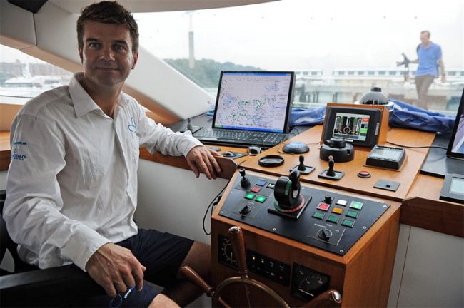 Solar Powered Catamaran Makes A Stop In Singapore