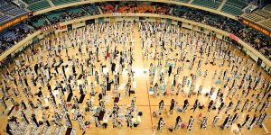 Nearly 3000 Take Part in New Year Calligraphy Challenge in Japan