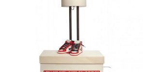 6FT6IN Lamp by Case Studio - Air Jordan 1 on Your Desk