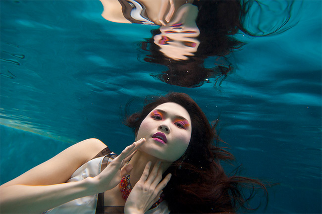 Sun Magazine Underwater Photo Shoot » Design You Trust