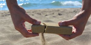 Innovative Sand Packaging by Alien & Monkey