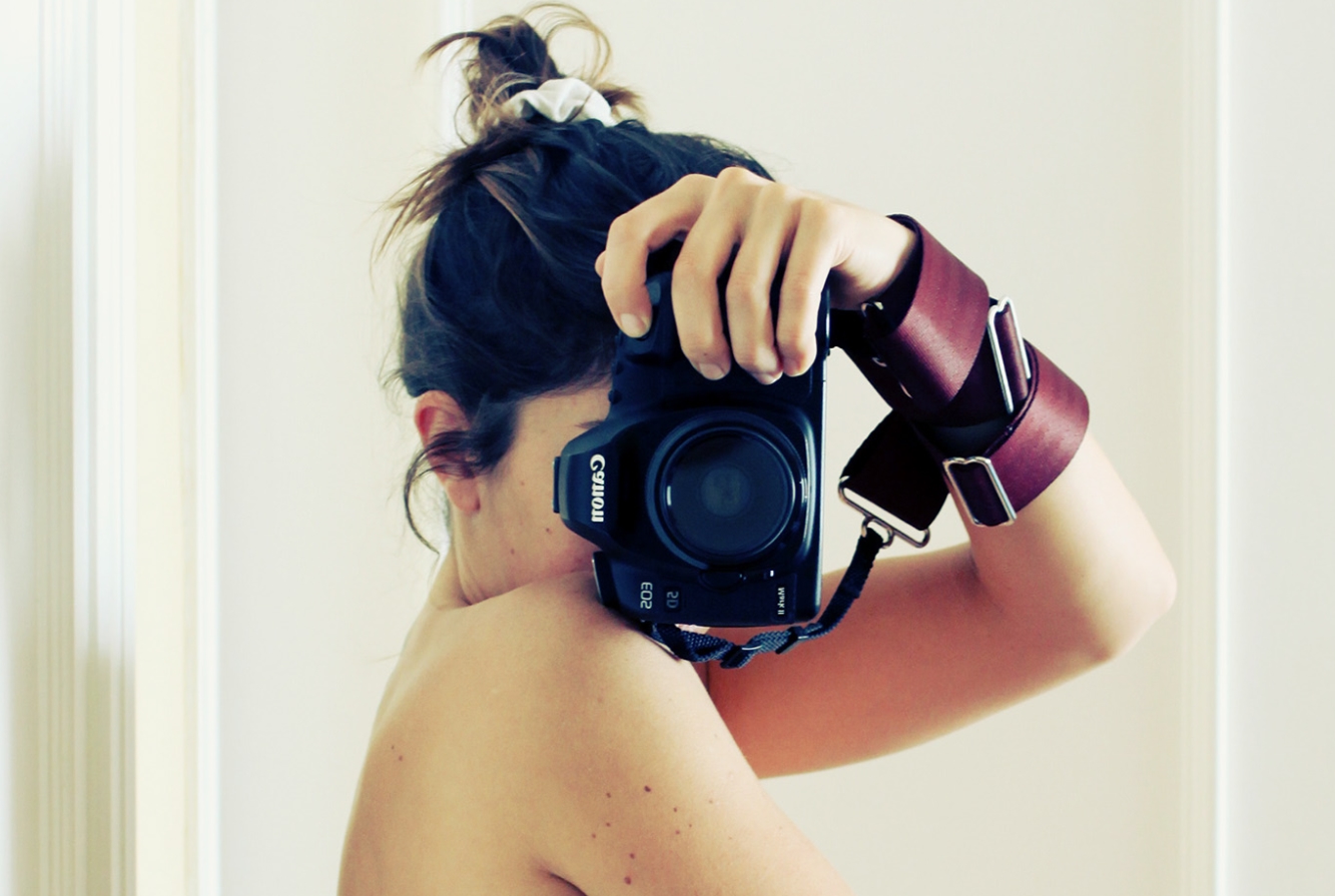 40 Weeks and a Mirror Mother Documents Her 9Month Journey with Child Through Selfies » Design