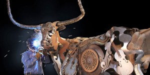 Old Farm Equipment And Scrap Metal Turned Into Stunning Sculptures