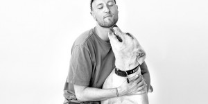 Intimate Portraits of Animal Shelter Volunteers Reveal a Heartwarming Bond