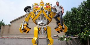 Chinese Welder Spends A Year Building Life-size Transformers Model For His Lucky Son