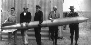 September 25: This Day in Photos from the Past