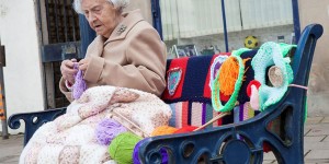 104-Year-Old Grandma Yarn-Bombs Her Town