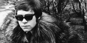1968: Elton John's First Photo Shoot
