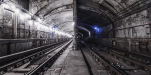 Photographer Risks Life For Breathtaking Images Of New York City Subway Tracks