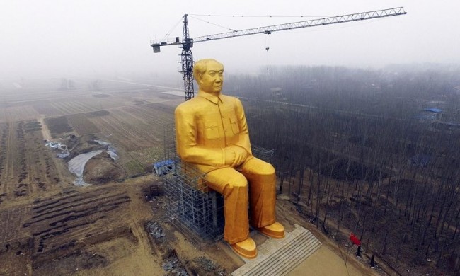 Mao Zedong Statue 66