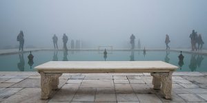 Unconventional Tourist Photographs Reveal What’s Behind the World’s Most Visited Sights