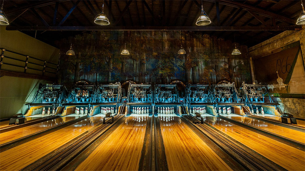 Vintage Restored 1927 Bowling Alley In Los Angeles » Design You Trust