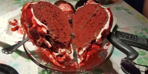 This Baker Creates Incredibly Realistic Scarycakes Inspired By Horror Movies
