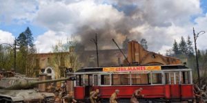 Incredible Diorama Recreates The Drama Of War