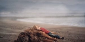 Incredible Photo Series Shows Huge Dogs Playing With Their Tiny Toddler Pals