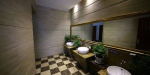 Chinese City Opens Awesome Five-Star Public Toilet
