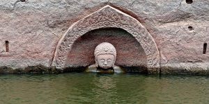 600-Year-Old Buddha Emerges From The Lake In China