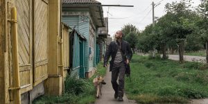 Stuck In The Real World: Characters From Cartoons And Movies Placed In Real Photos