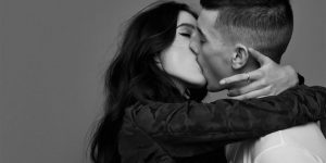 Can You Guess Who Is Kissing In These Pics: Real Couples Or Friends?