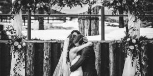 Two Pet Lovers Had Rescue Kittens At Their Wedding And The Photos Are Adorable