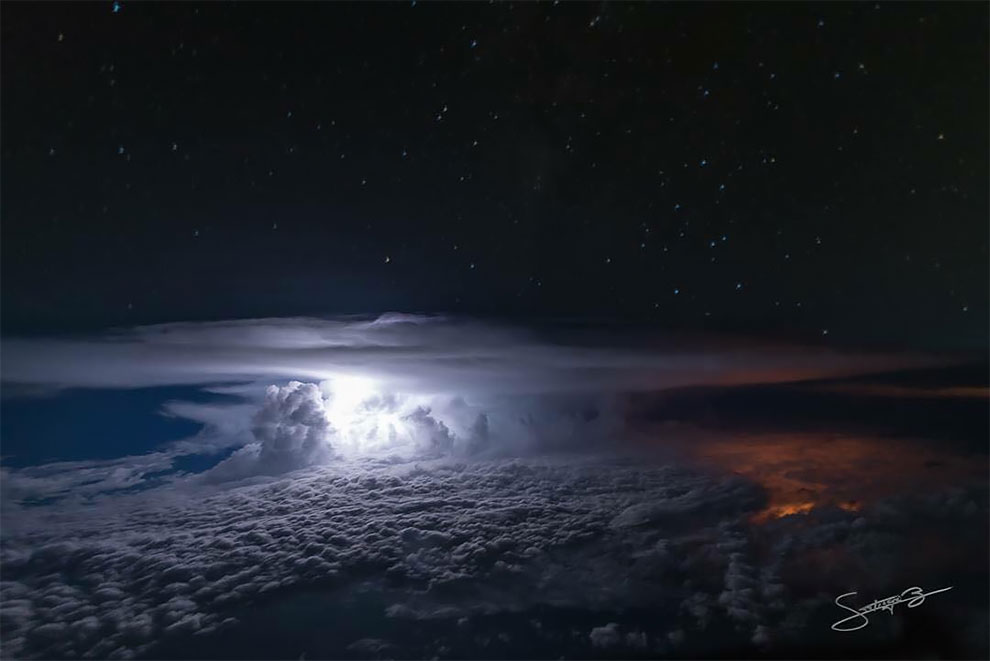 Pilot Takes Amazing Photos From His Cockpit, And They Will Take Your ...