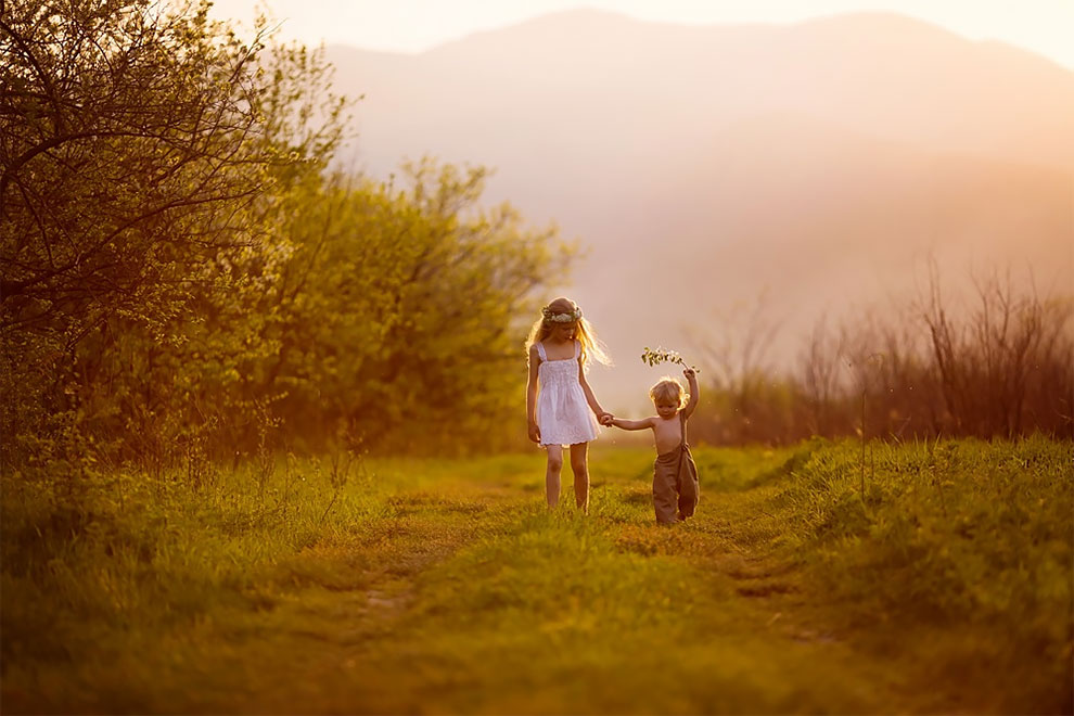 Let The Children Play: Remarkable Photos Of Lovely Kids By Svetlana ...