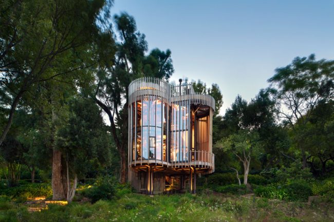 Modern Architecture Wood Treehouse 160617 1038 01