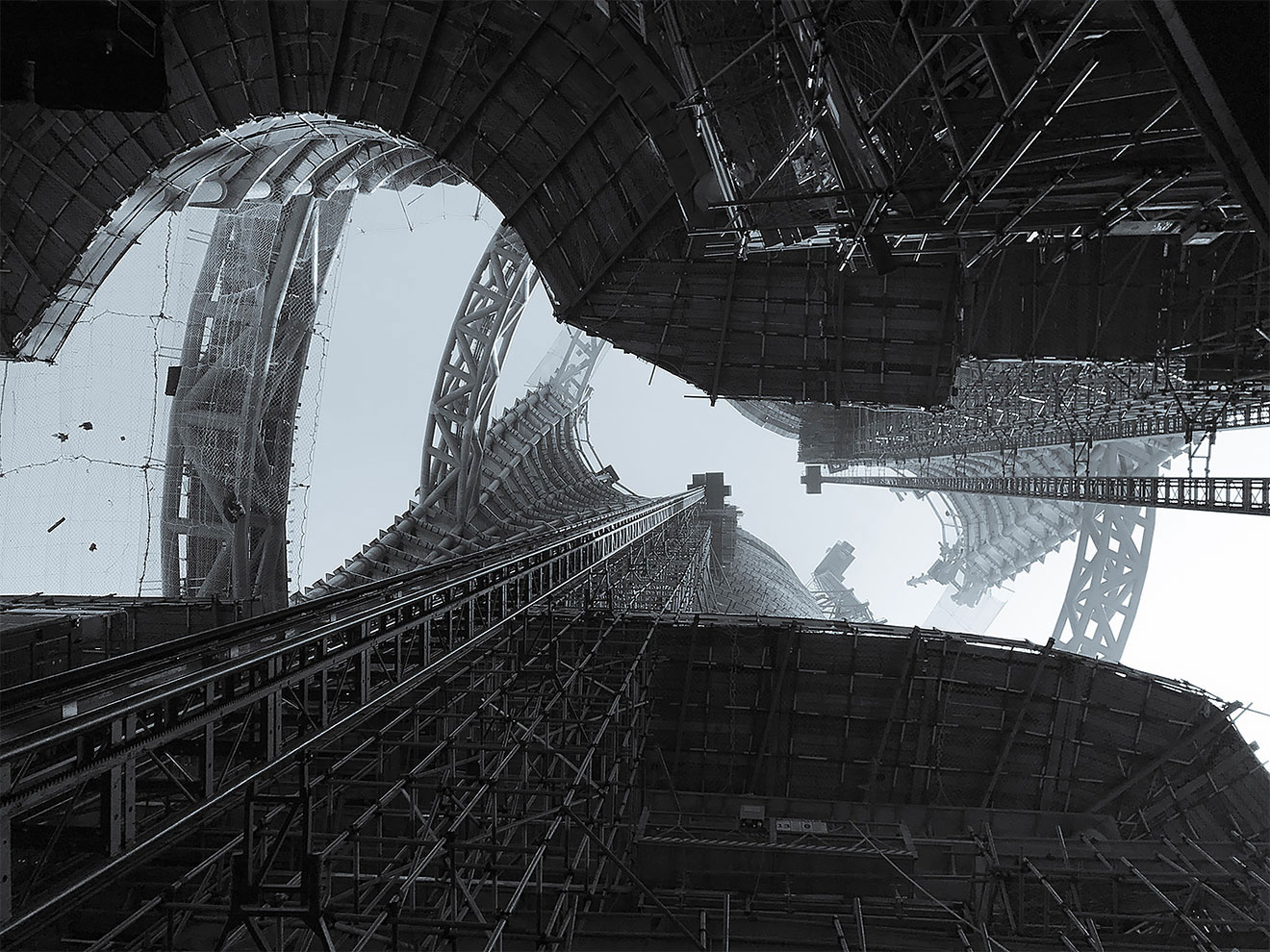 Stunning Construction Photos Of Zaha Hadid Architects’ Leeza SOHO Tower ...