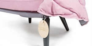 This Chair Allows Its User To Wrap Up And Get Comfortable