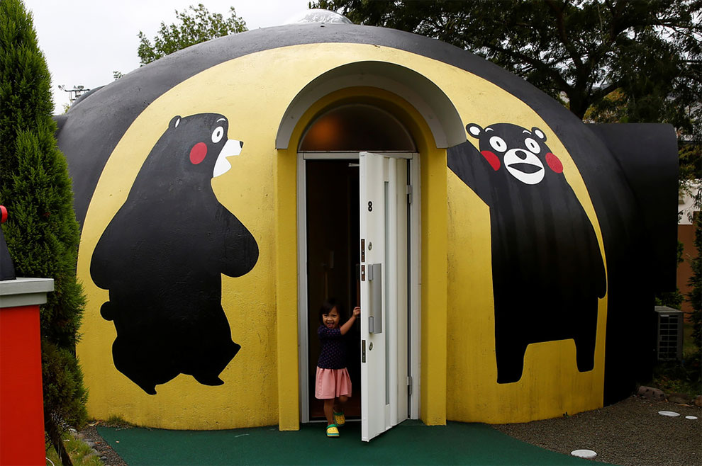 Japan’s EarthquakeTesistant Dome Houses
