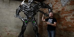 Polish Artist Turns Scrap Metal Into Incredible Sculptures