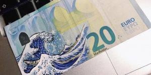 Artist Mari Roldan Recreates Famous Paintings On European Banknotes