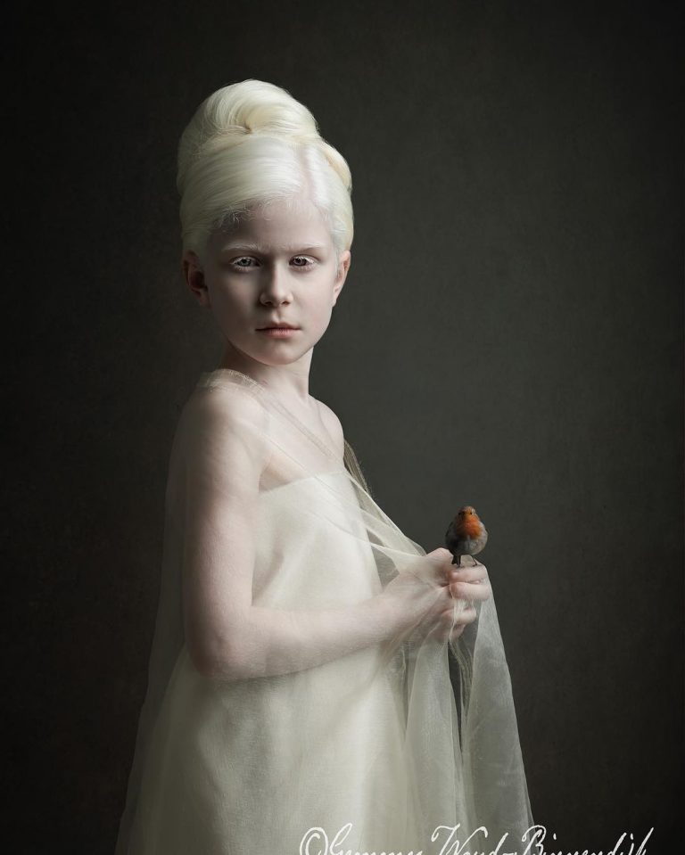 Photographer Gemmy Woud-Binnendijk Captures Portraits In The Style Of ...