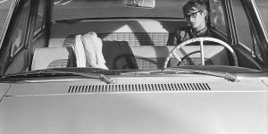 People In Cars: Candid Photos Of Drivers In Los Angeles In The 1970s