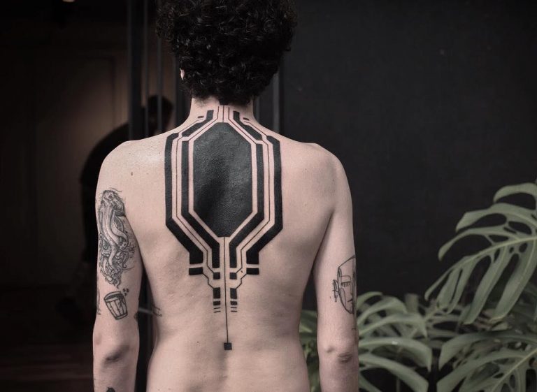 Circuits And Nature Unite In Georgie Williams’ Futuristic Tattoos ...