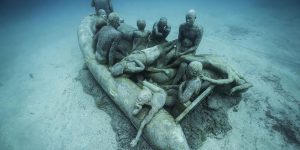 Stunning Underwater Scultpures Near Maldives By Jason deCaires Taylor