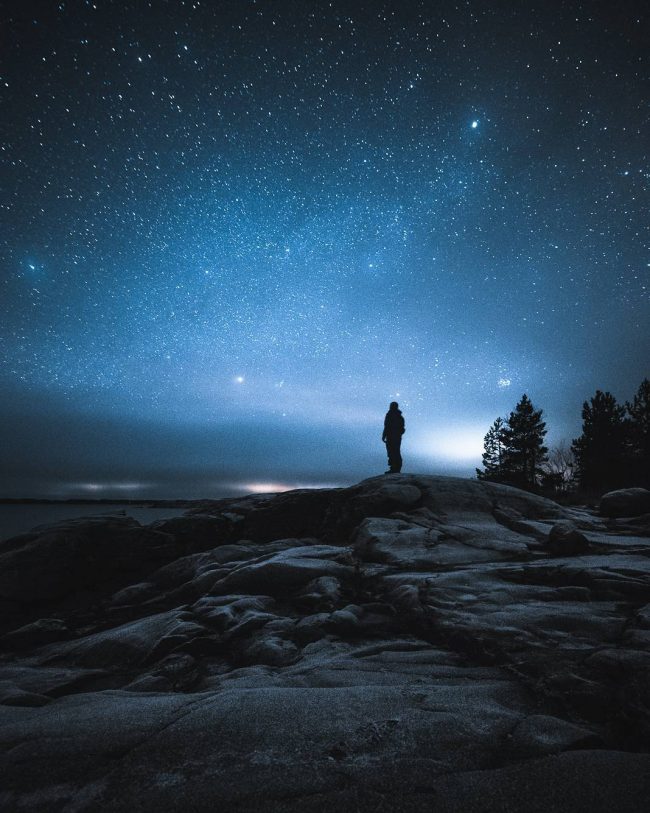 Photographer Captured Stunning Pictures Of Milky Way In Finland’s Most ...