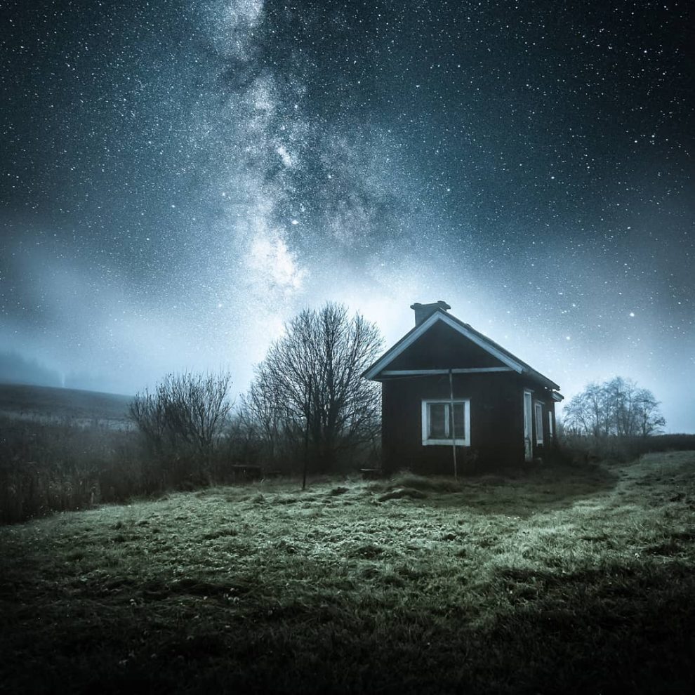 Photographer Captured Stunning Pictures Of Milky Way In Finland’s Most ...