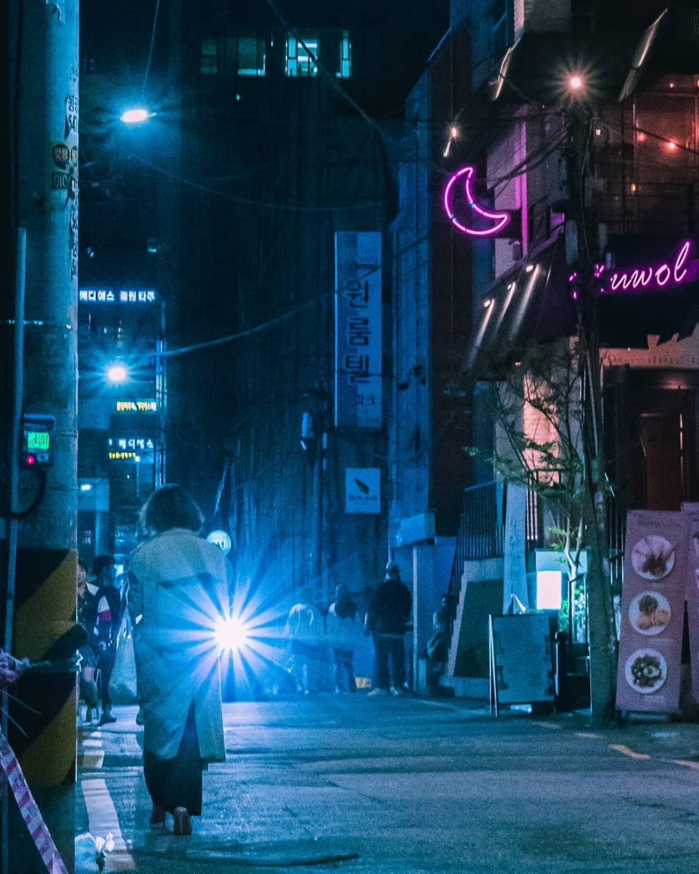 Cyberpunk, Neon And Futuristic Street Photos Of Seoul By Steve Roe ...