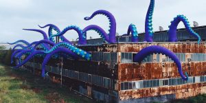 These Inflatables Make It Look Like There’s A Sea Monster Attack In Philadelphia