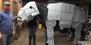 Clydesdale Horse Dresses As AT-AT from ‘Star Wars’ For Halloween