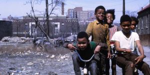 Fascinating Photos of Chicago’s Tri-Taylor Neighborhood From 1971
