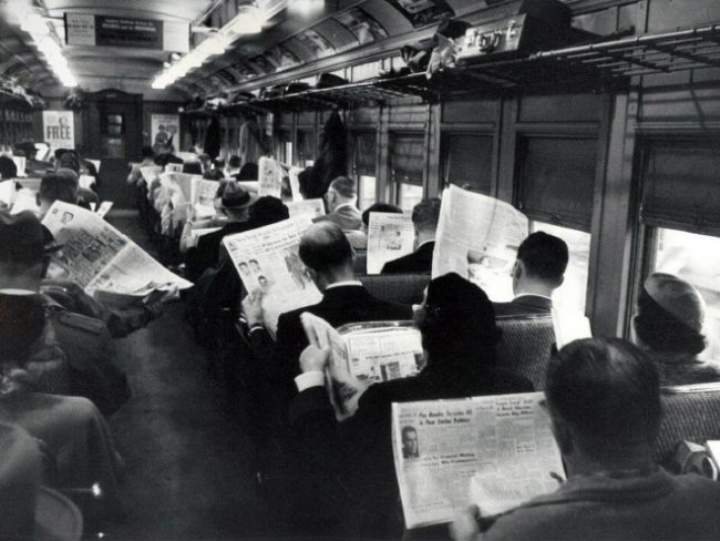 Reading Newspapers4