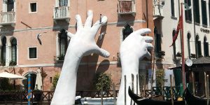 15 Astonishing Sculptures That Turn Reality Inside Out