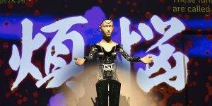 Buddhist Robot Is Now Delivering Religious Teachings At A 400-Year-Old Temple In Kioto