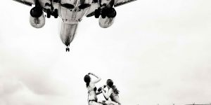 Incredible Photos Of Planes Passing Just Over Maho Beach