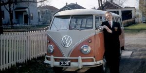 Hippie Van Of The 1960s: Amazing Photographs That Capture People With Their Classic VW Buses